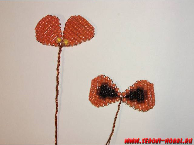 How-to-make-Beads-Pansy-Flower-00-13