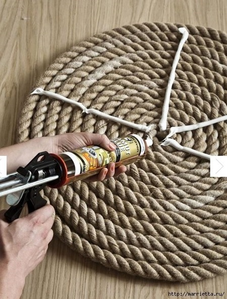 DIY Simple Rope Rug - Cool Creativities