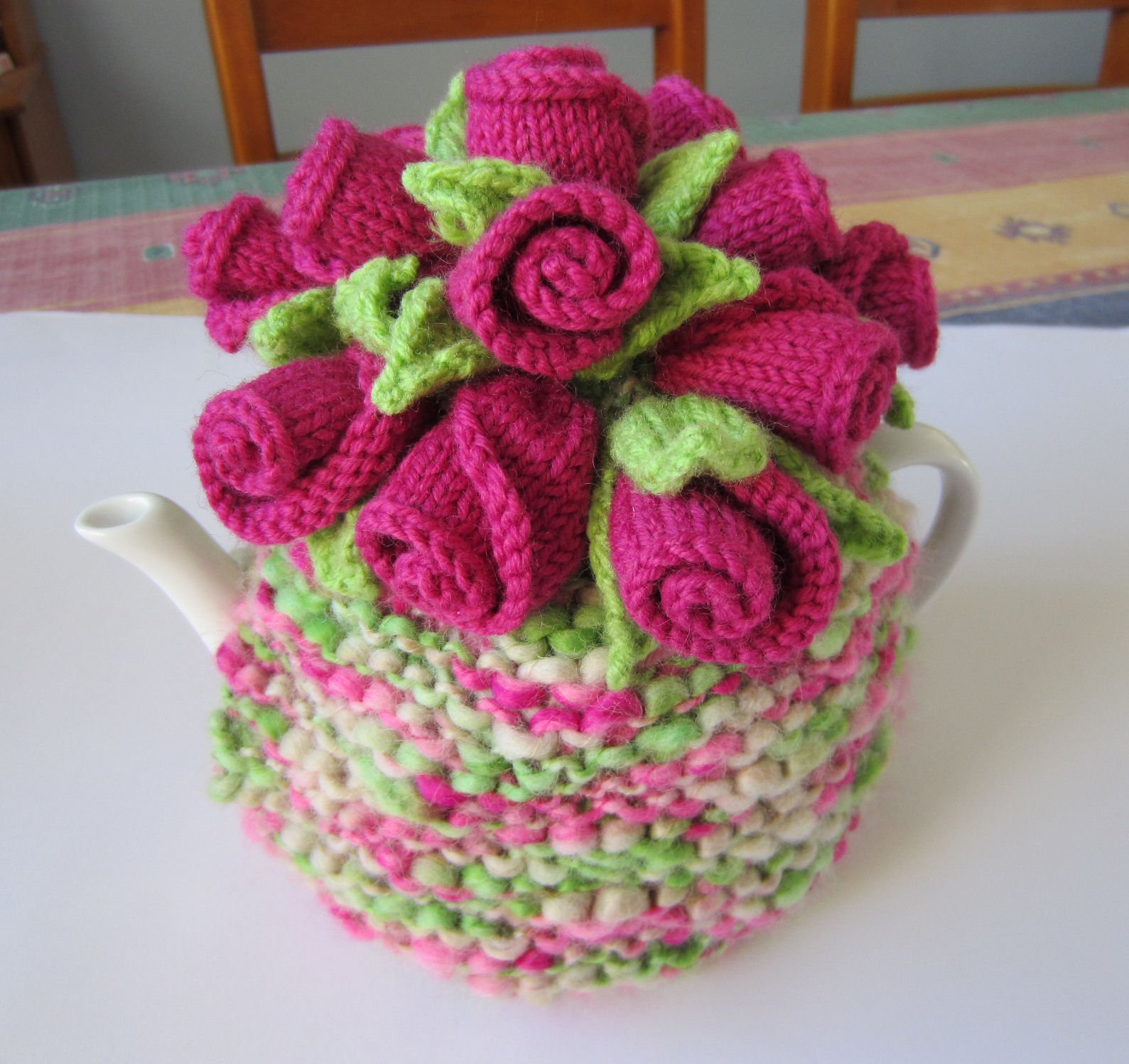 20+ Handmade Tea Cozy with Patterns - Page 2 of 3