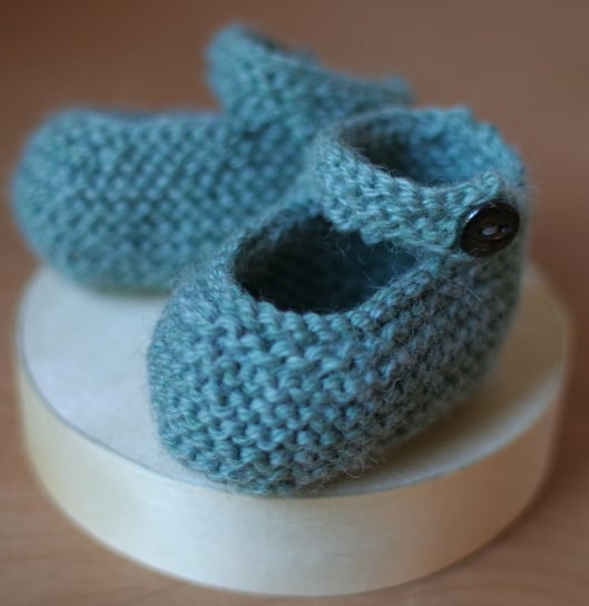 40 + Knit Baby Booties with Pattern
