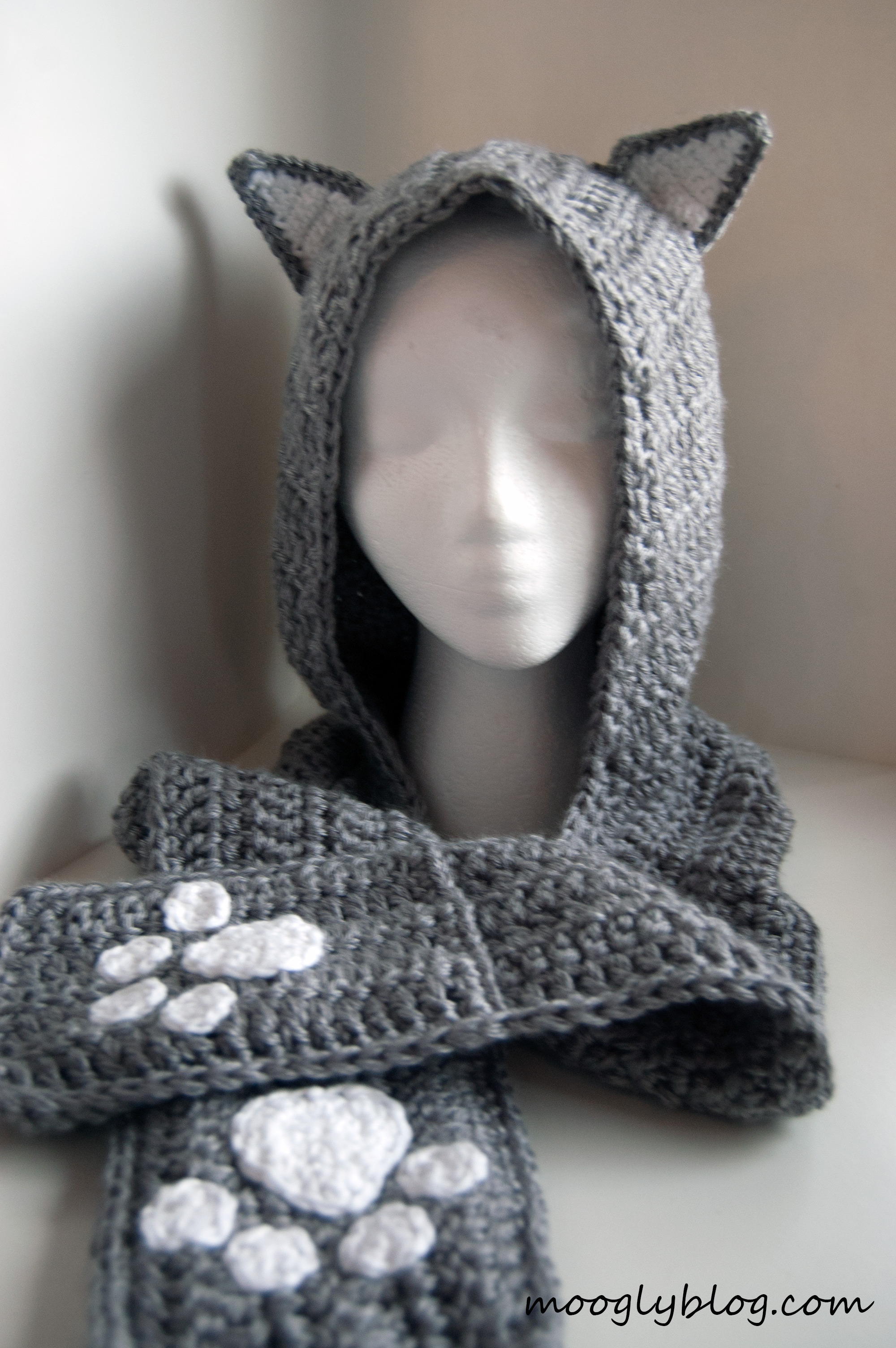 10+ Crochet Hooded Scarves and Cowls Patterns