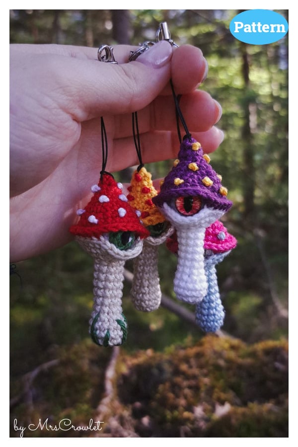 Halloween Spooky Mushroom Keychain Crochet Pattern