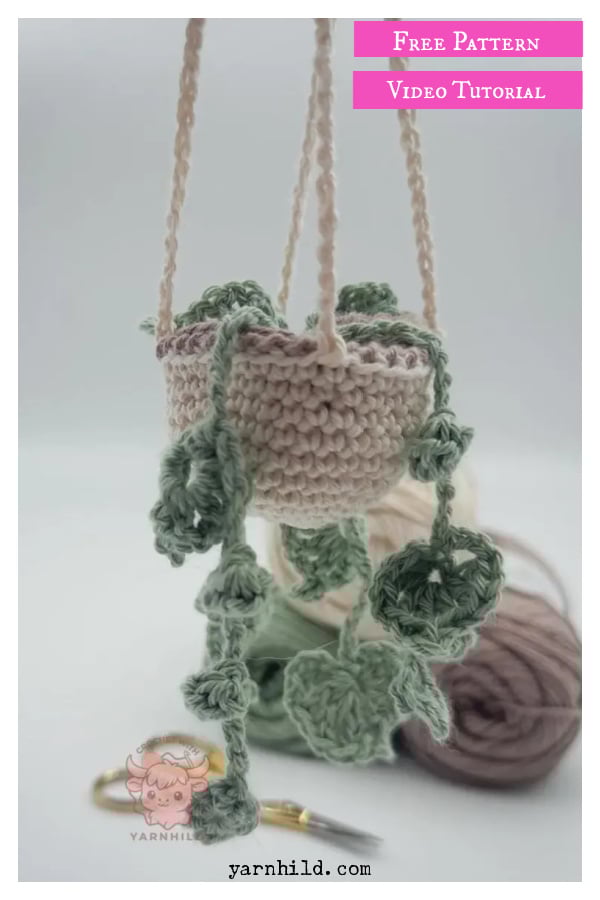 Mini Hanging Plant Free Crochet Pattern and Video Tutorial