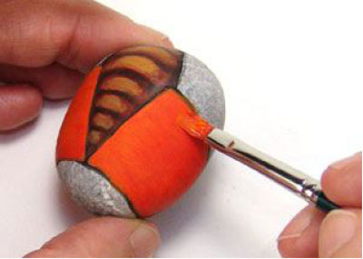 How to DIY Rock Ladybug! Easy & Fun Art!