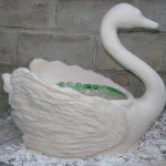 DIY-recycled-plastic-bottle-swan-pot-planter-8