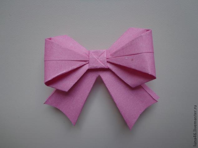 How to DIY Origami Paper Gift Bow