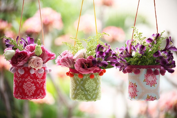 DIY Pretty Hanging Plastic Bottle Vases for Party Decor