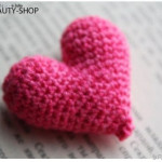 How to Crochet Beautiful Hearts