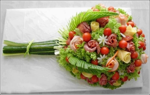 DIY Awesome Ways of Decorating Salad Flower-Bouquet
