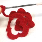 diy-beautiful-felt-rose-mobile-5