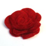 diy-beautiful-felt-rose-mobile-9