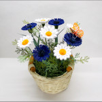 diy-beautiful-quilling-chrysanthemum-decoration-9