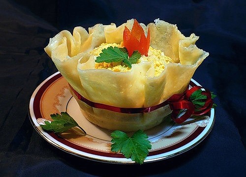 diy-cheese-salad-bowls-1