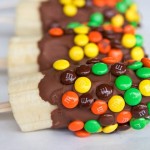 diy-chocolate-covered-frozen-banana-popsicle-4