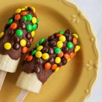 diy-chocolate-covered-frozen-banana-popsicle-5