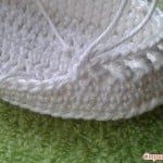 DIY Crochet Baby Booties with Ribbon Tie