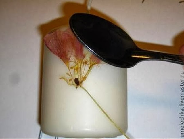 DIY Dried Flowers Decorated Candles