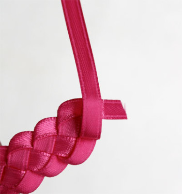 diy-easy-braided-ribbon-headband-refashion-09