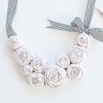 diy-fabric-rosette-bib-necklace-02