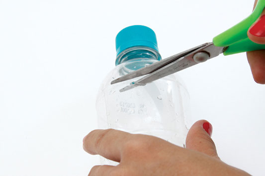 diy-pretty-keychain-to-reuse-plastic-bottles-05
