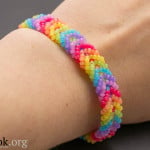 diy-rainbow-color-woven-beaded-bracelet09