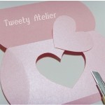 how-to-diy-your-own-favor-pillow-boxes-packaging-3