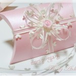 how-to-diy-your-own-favor-pillow-boxes-packaging-8