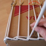 weaving-baskets-with-newspaper-wicker-16