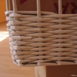 weaving-baskets-with-newspaper-wicker-21