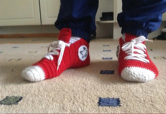 crochet-converse-slippers-final-00-00