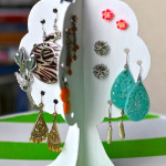 diy-cardboard-earrings-storage-tree-0-4