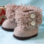 diy-crochet-baby-booties-ugg-style-1