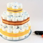 diy-diaper-cake-for-baby-shower-05