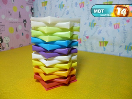 DIY Pencil Holder from Drinking Straws and Toilet Paper Roll