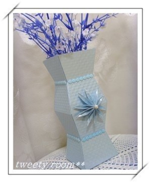 diy-beautiful-paper-flower-vase-10