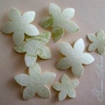 diy-curly-paper-rosettes-23