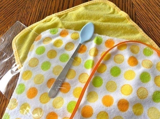 diy-washcloth-lollipops-for-baby-shower-00-01