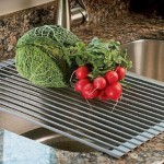 A rollable dish drying rack