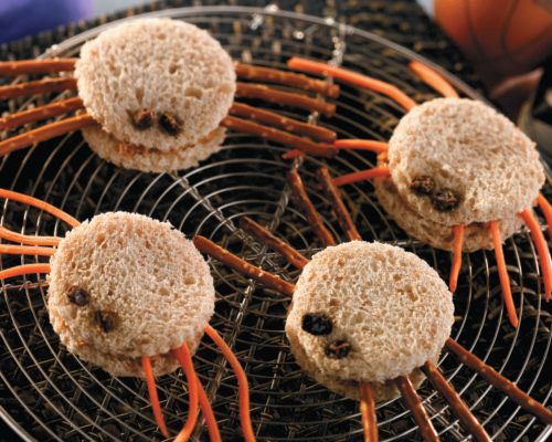 Halloween-Snack-Ideas-spider-sandwiches