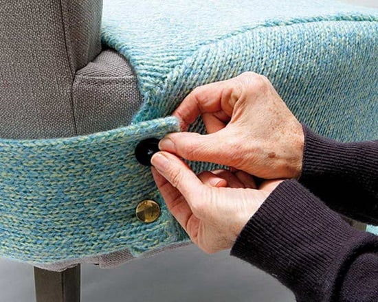 diy-seat-cover-from-an-old-sweater-6
