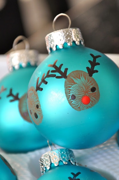 50 Creative DIY Christmas Ornament Ideas and Tutorial-Reindeer Thumbprint Ornaments