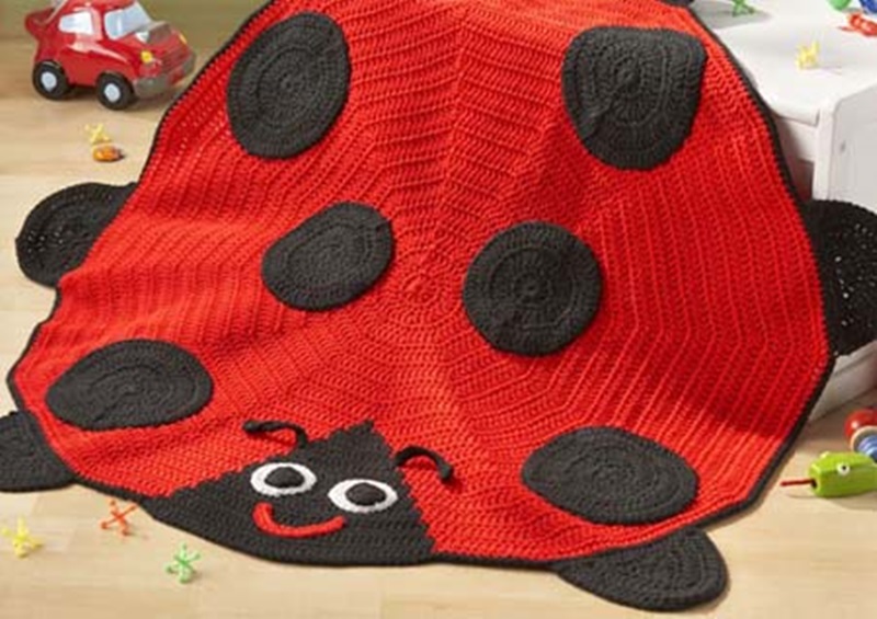 Ladybug-Afghan crochet