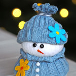 DIY-Cute-Snowman-from-old-Clothing-and-Rice