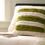 Finger Knitting Projects- Chunky Finger-knit Pillow