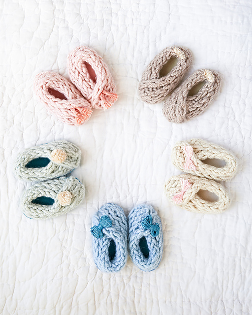 Finger Knitting Projects -baby booties