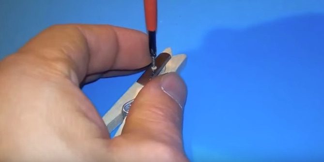 How To Make Clothespin Wire Stripper