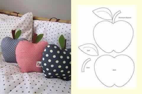 Apple shaped pillows with template
