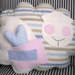 Creative-DIY-Pillow-Ideas-15