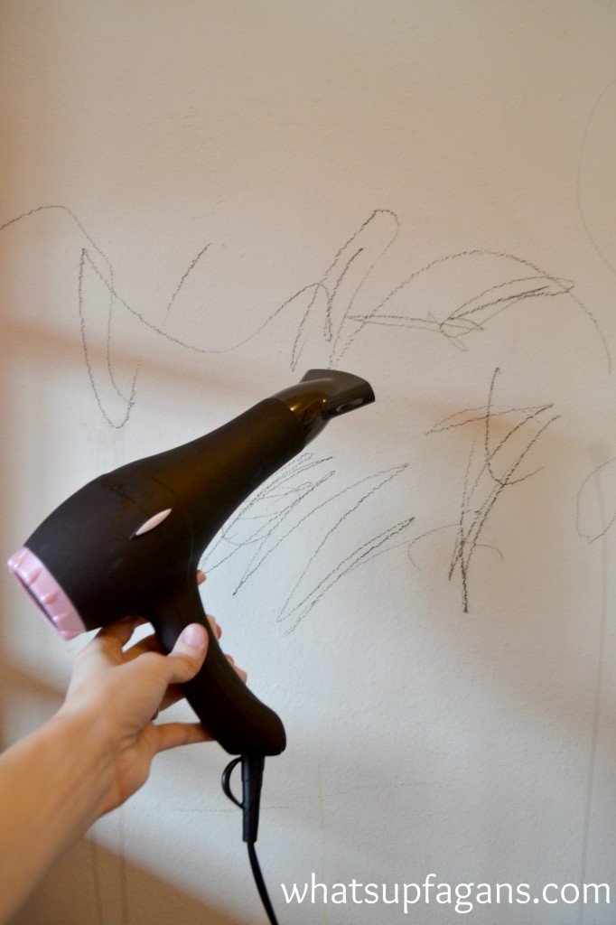 HOW TO REMOVE CRAYON MARKS FROM WALLS 1
