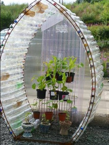 How to Build a Greenhouse Made From Plastic Bottles 3